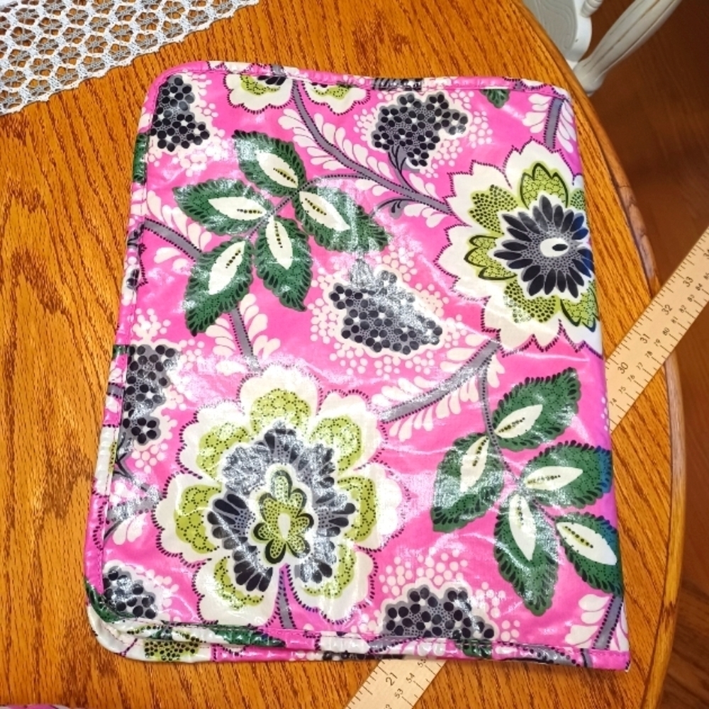 Vera Bradley Priscilla Pink Diaper Bag With Changing Pad - Picture 10 of 14